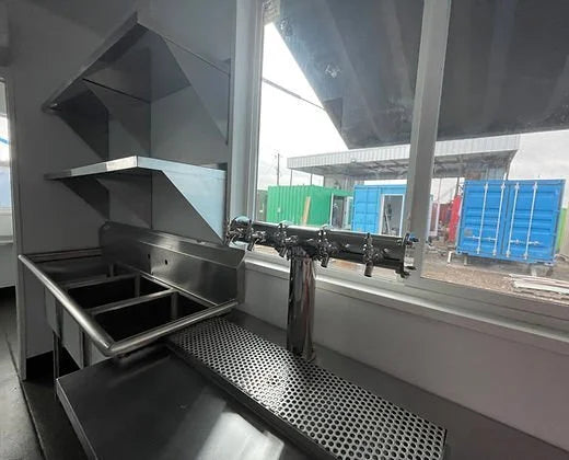 Containerbar ausgestattet mit 40 Fuß
